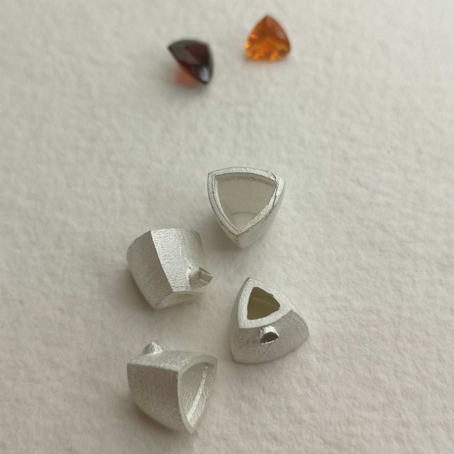 6mm Trillion collet sterling silver cast stone Setting