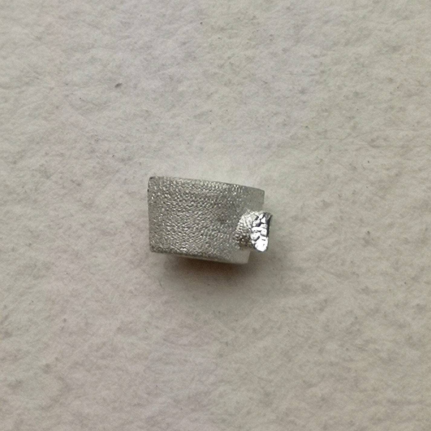 4x2mm Marquise collet sterling silver cast stone setting