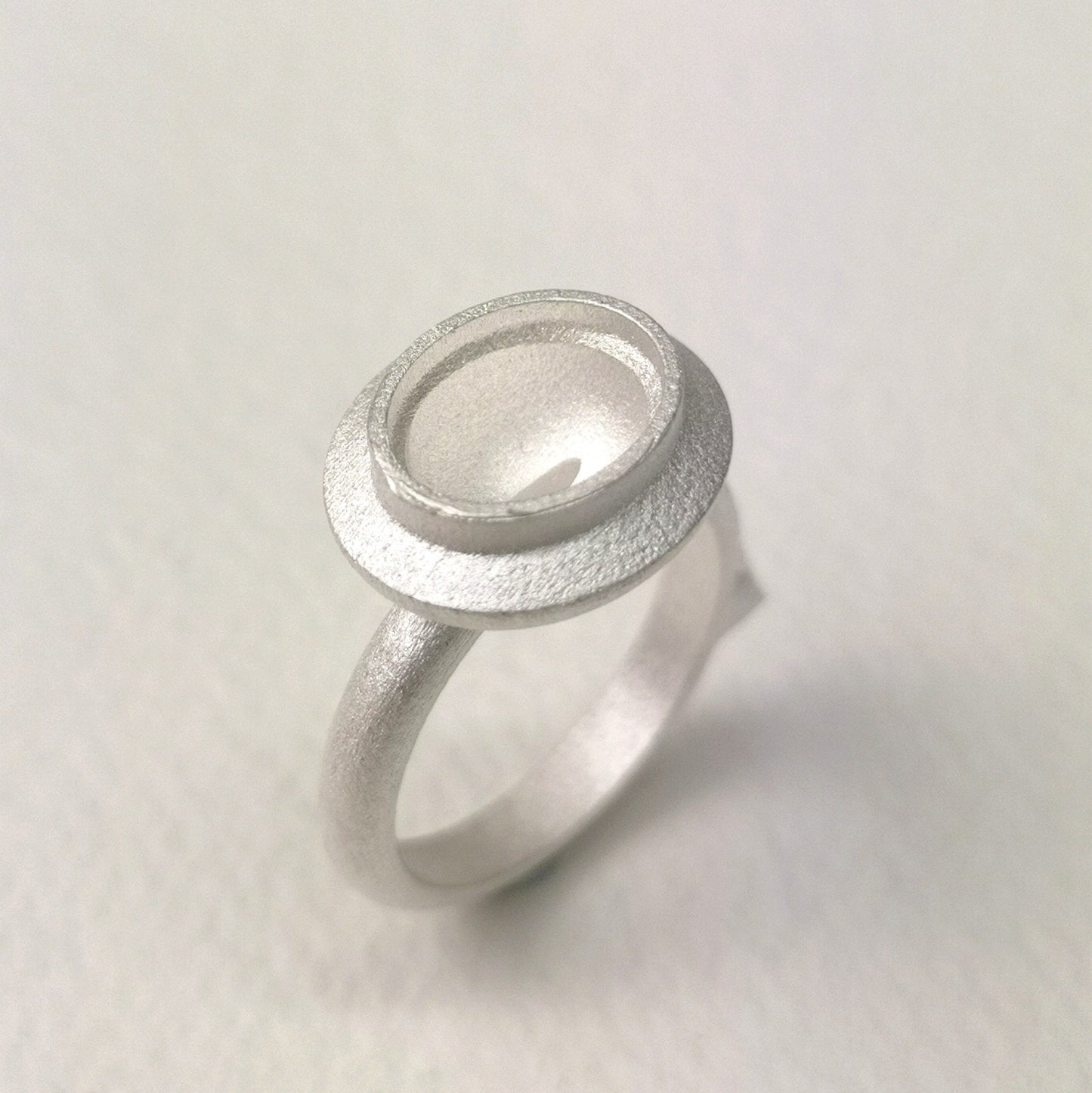 10x8mm Oval collet sterling silver cast ring blank