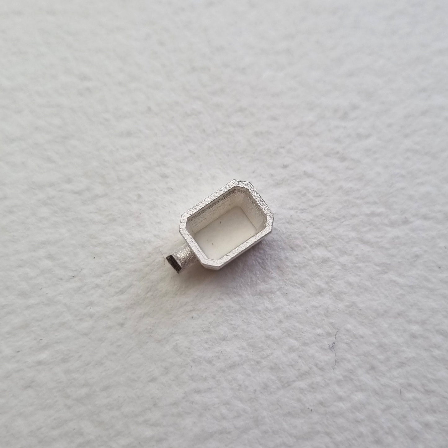 7x5mm Octagon / Emerald collet sterling silver cast stone setting