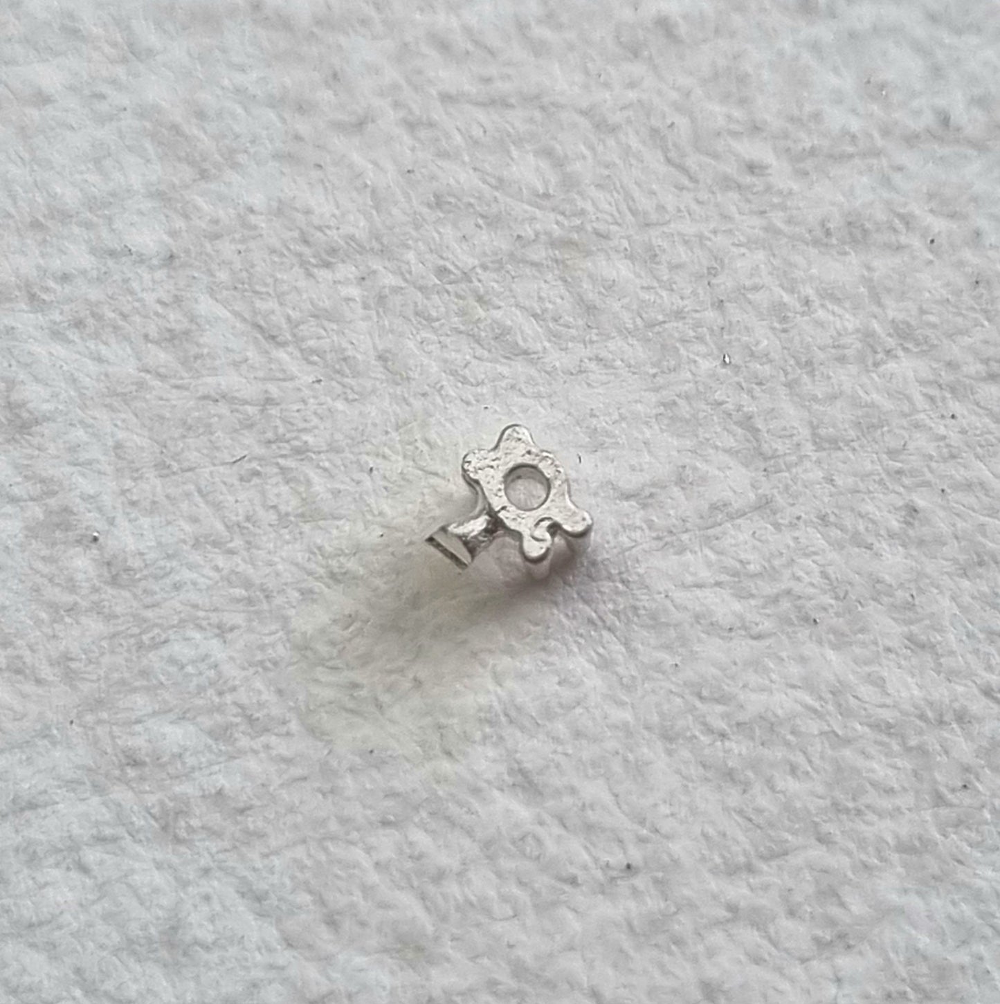 2mm Round 4 claw sterling silver cast stone settings