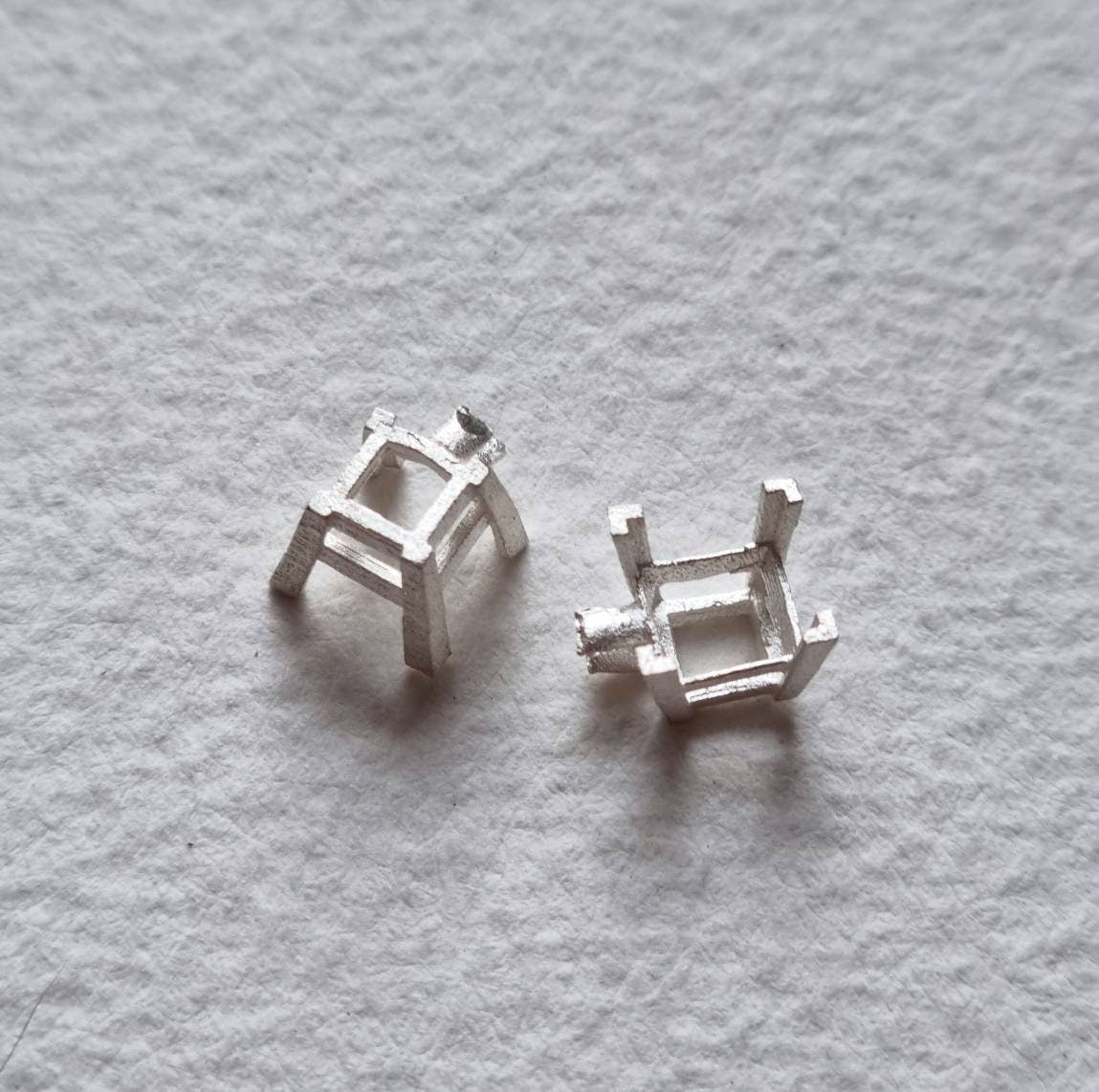5mm Square 4 claw sterling silver cast stone setting