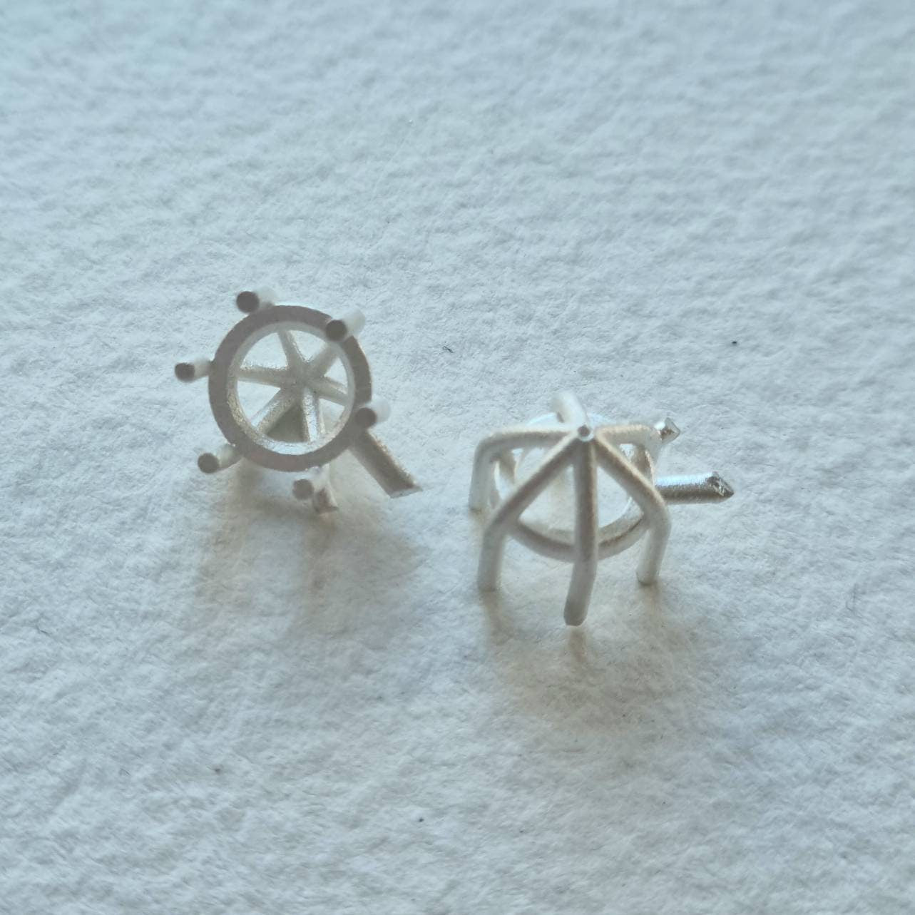 6.5mm Round 6 claw basket sterling silver cast stone setting
