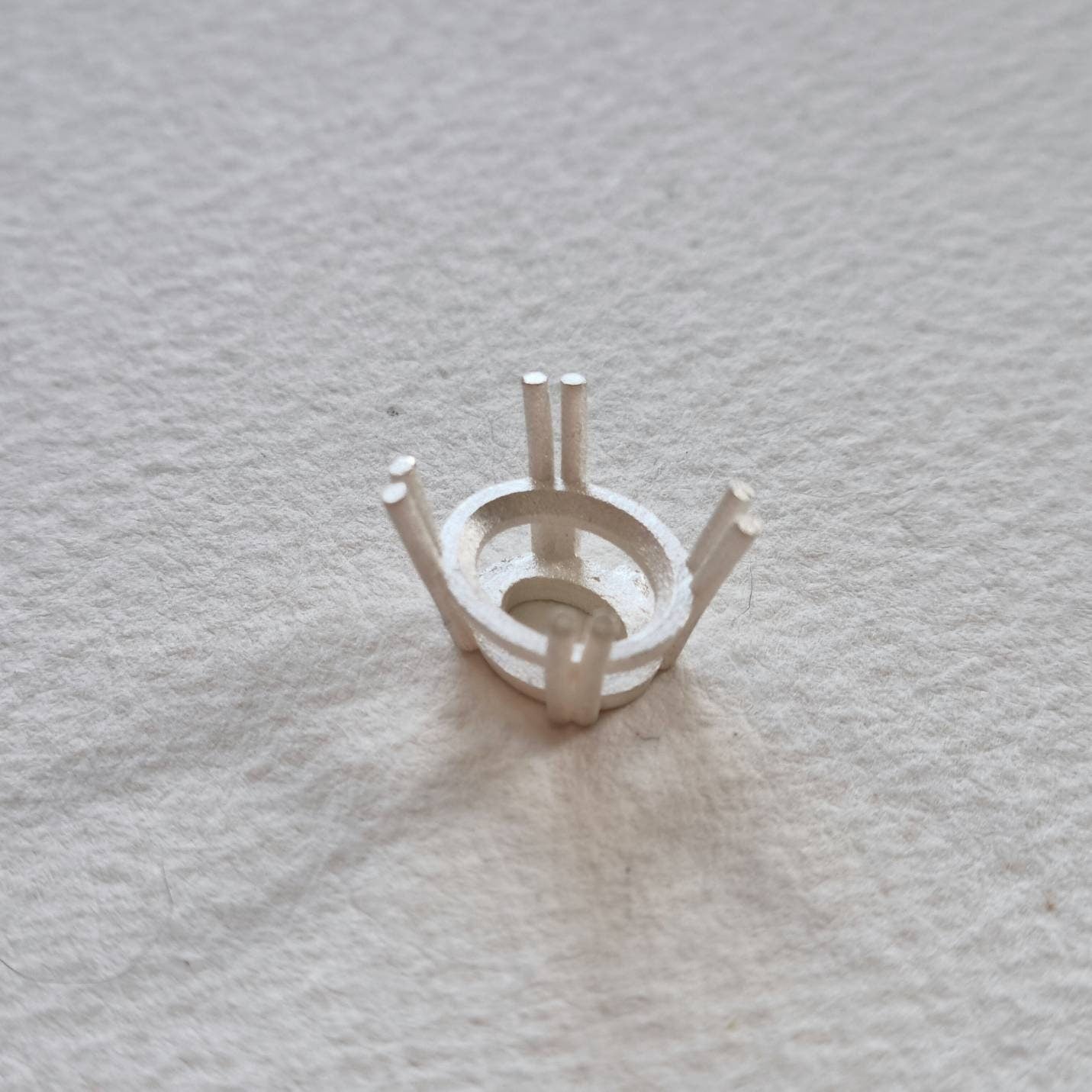 12x10mm Oval 8 claw sterling silver cast stone setting