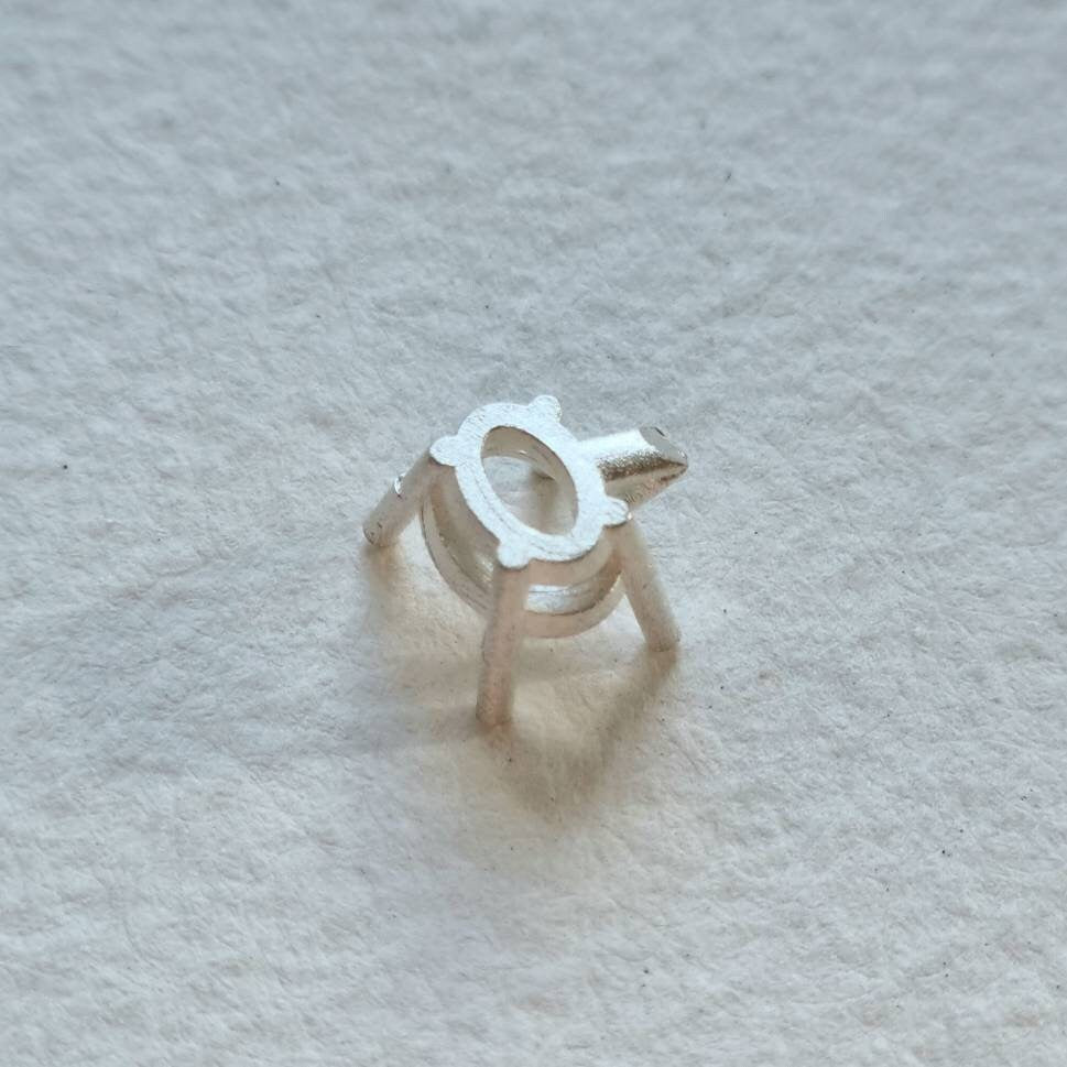 8x6mm Oval 4 claw sterling silver cast stone setting