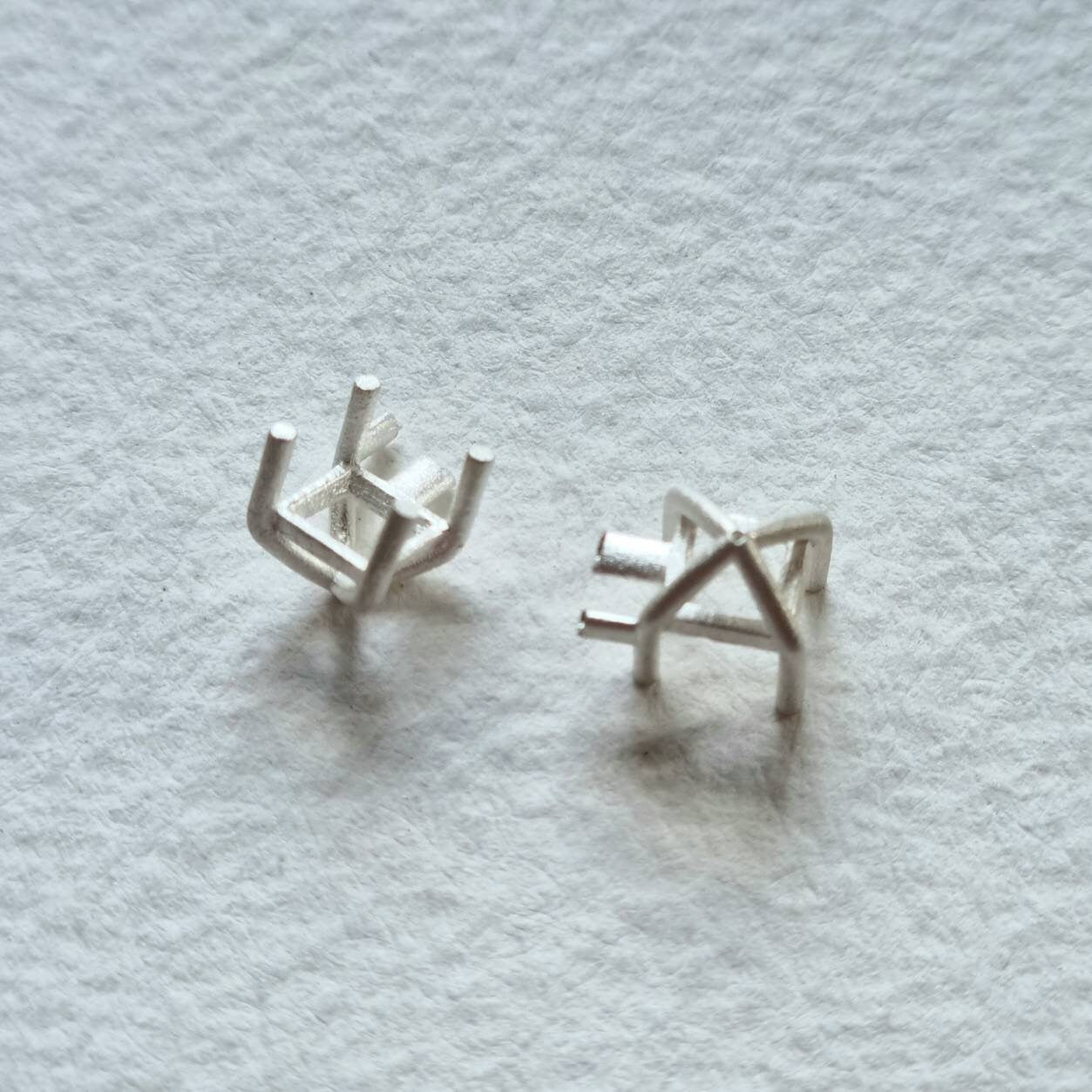 5mm Square 4 claw basket sterling silver cast stone setting