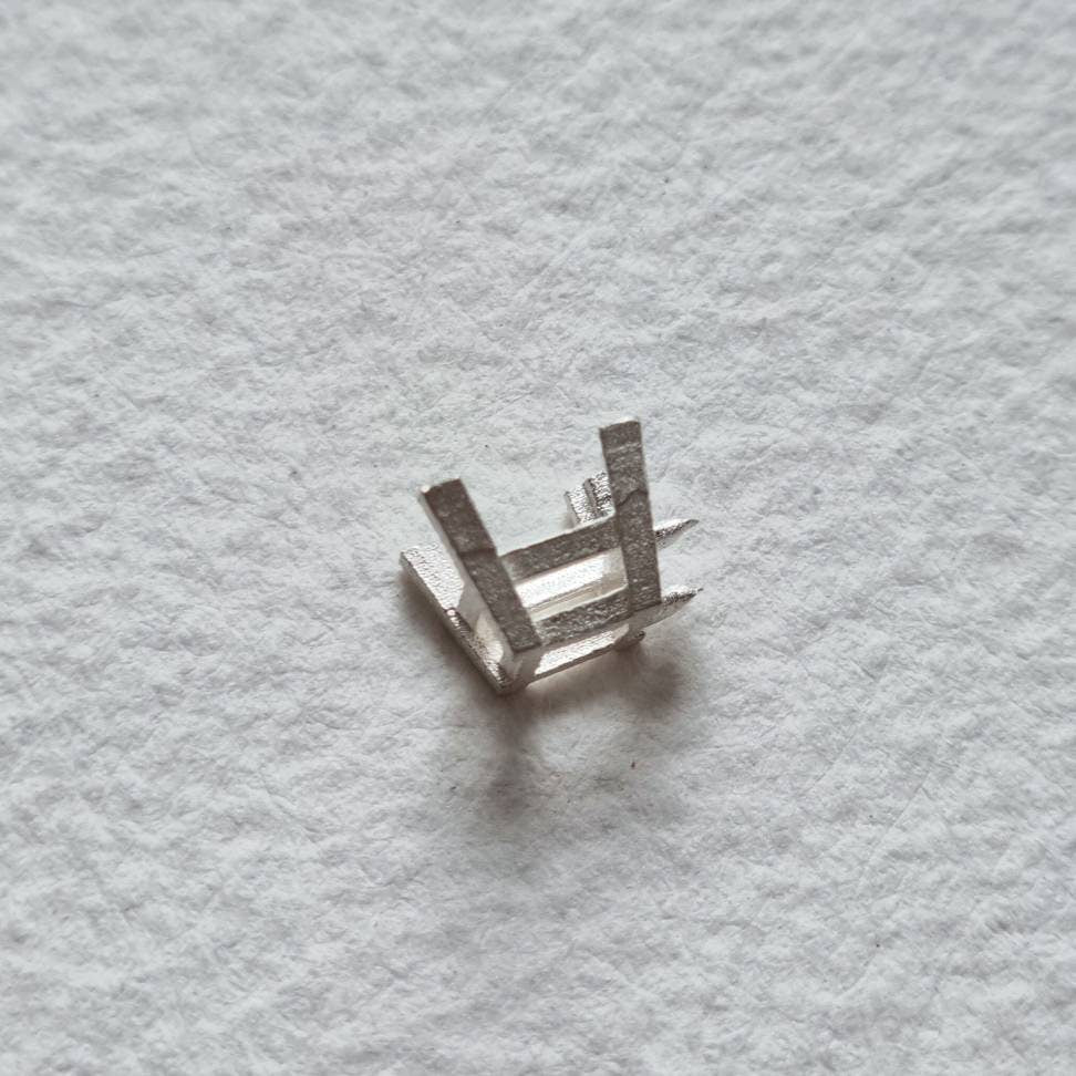 5mm Square 4 claw sterling silver cast stone setting