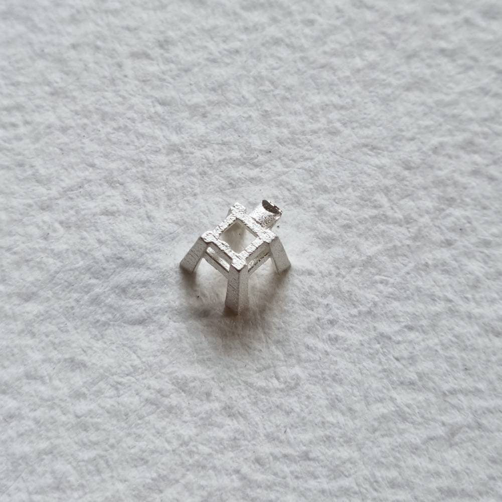 4mm Square 4 claw sterling silver cast stone setting