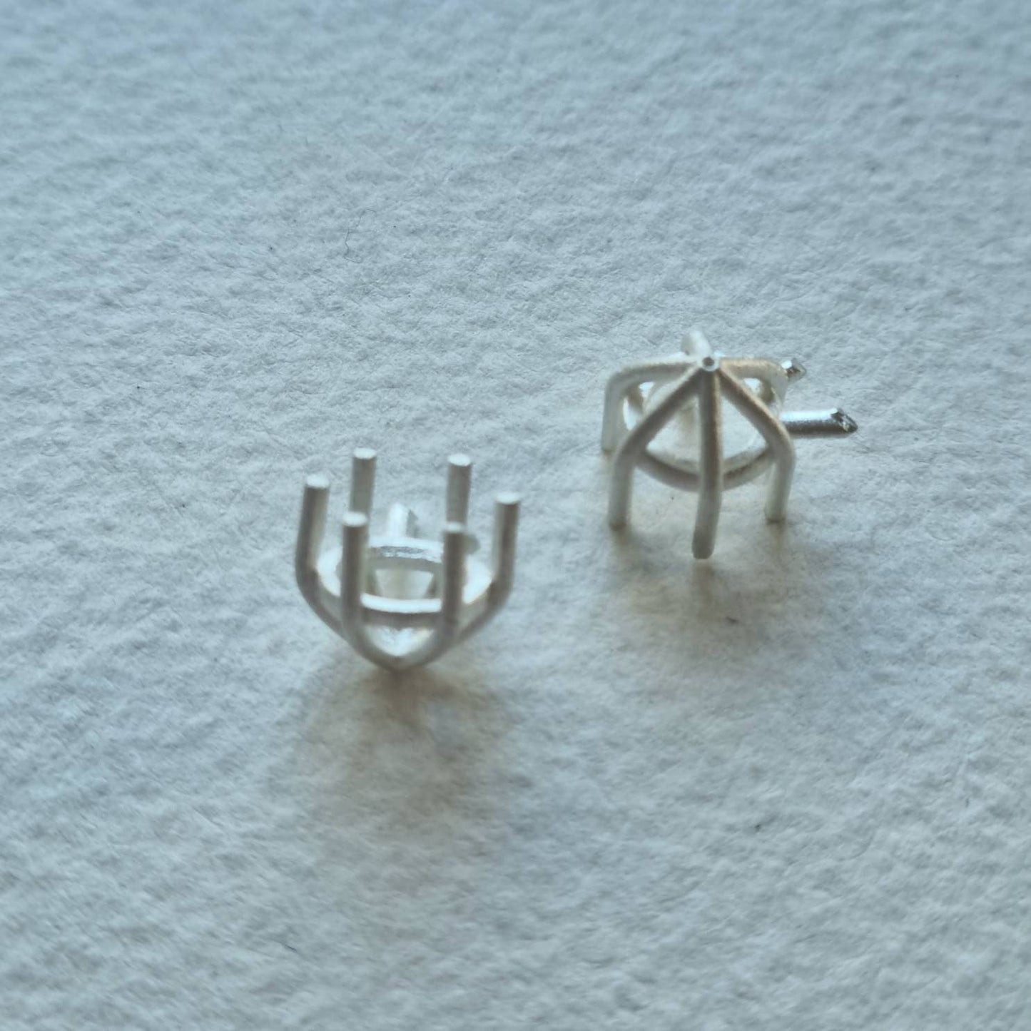 6.5mm Round 6 claw basket sterling silver cast stone setting