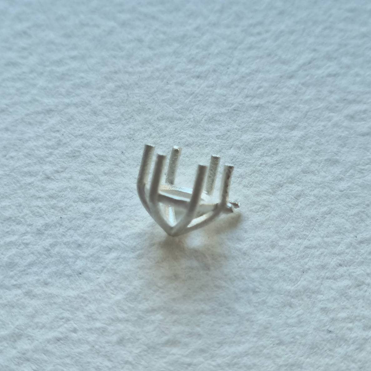 6.5mm Round 6 claw basket sterling silver cast stone setting