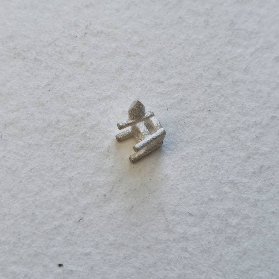3.5mm Round 4 claw sterling silver cast stone setting