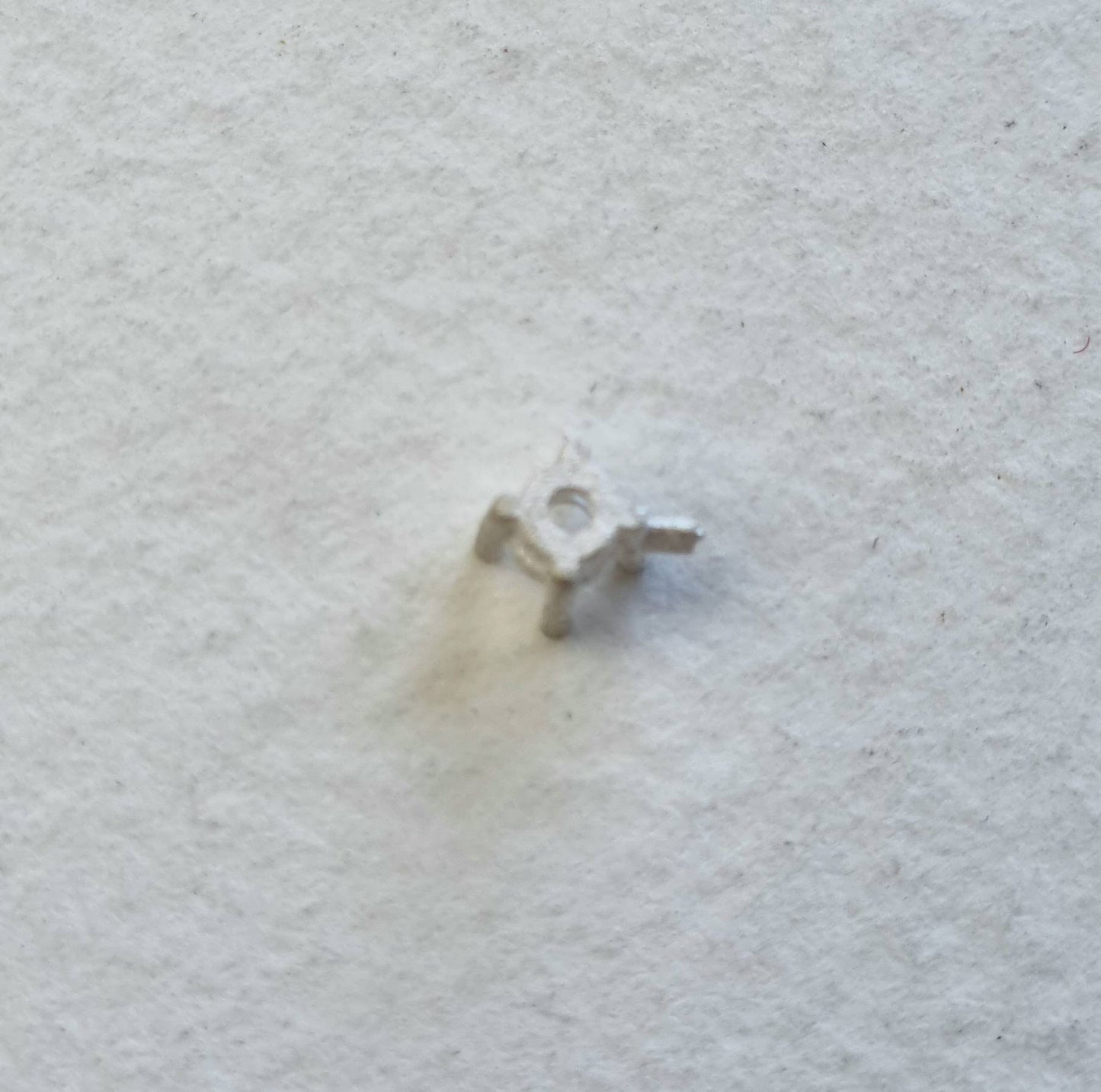 3mm Round 4 claw sterling silver cast stone setting