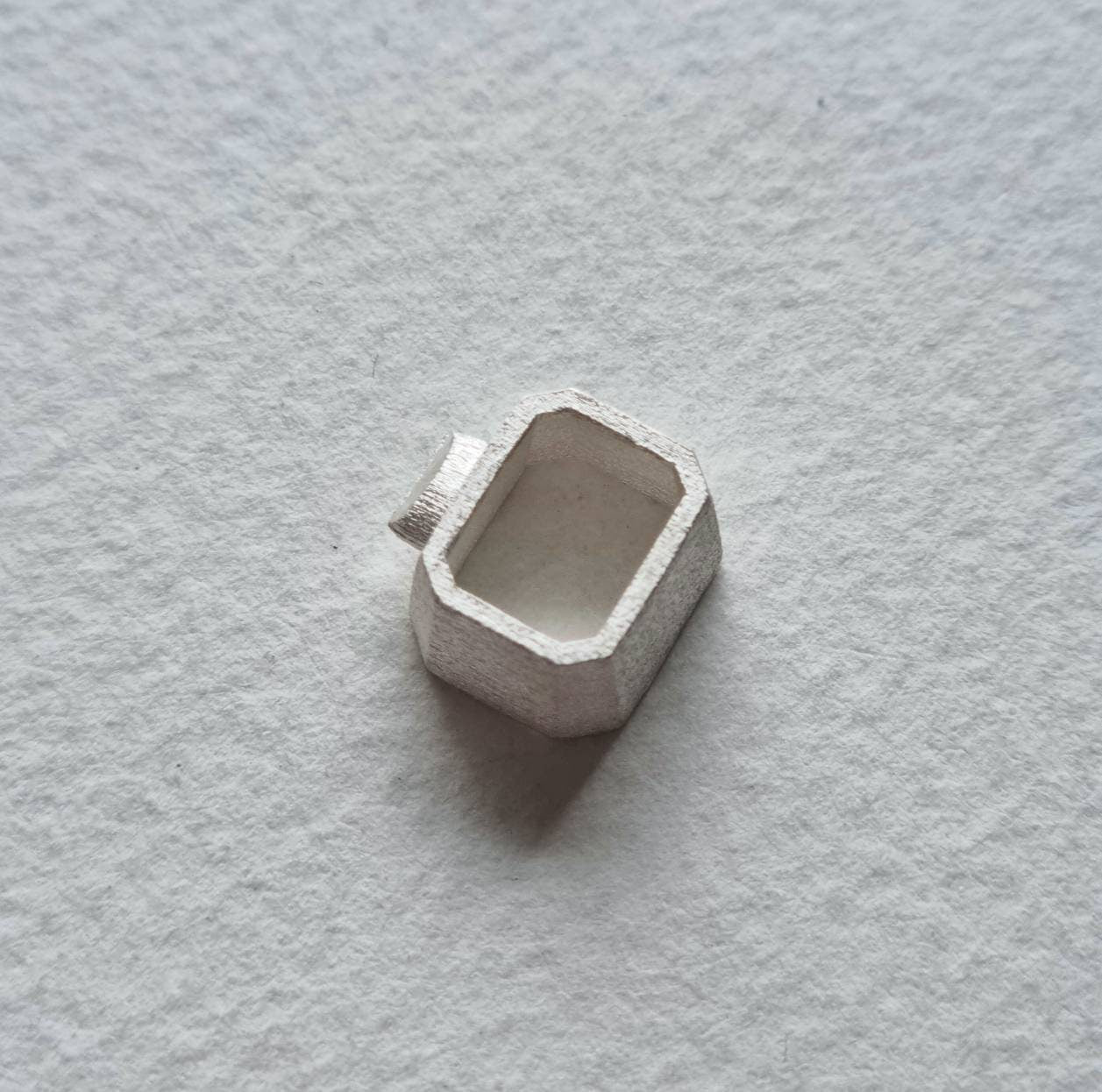 9.5 x 7.5mm Octagon/ Emerald cut collet sterling silver cast stone Setting