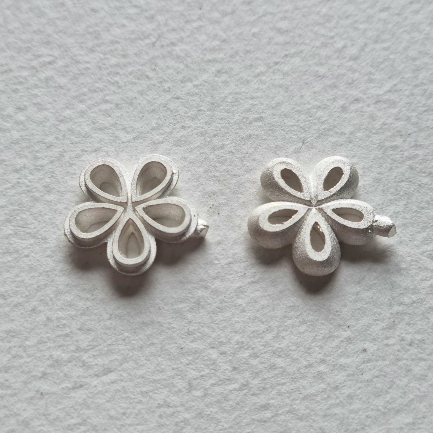 5x3mm Pear multi stone collet sterling silver cast stone setting
