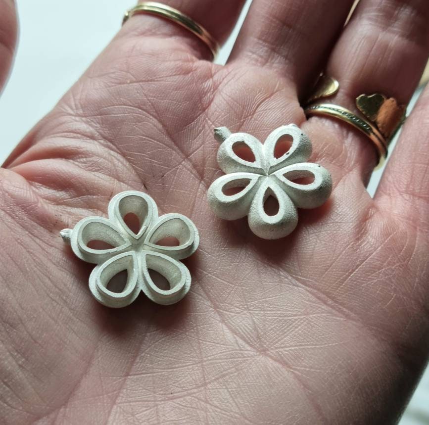 7x5mm Pear multi stone collet Sterling silver cast stone setting