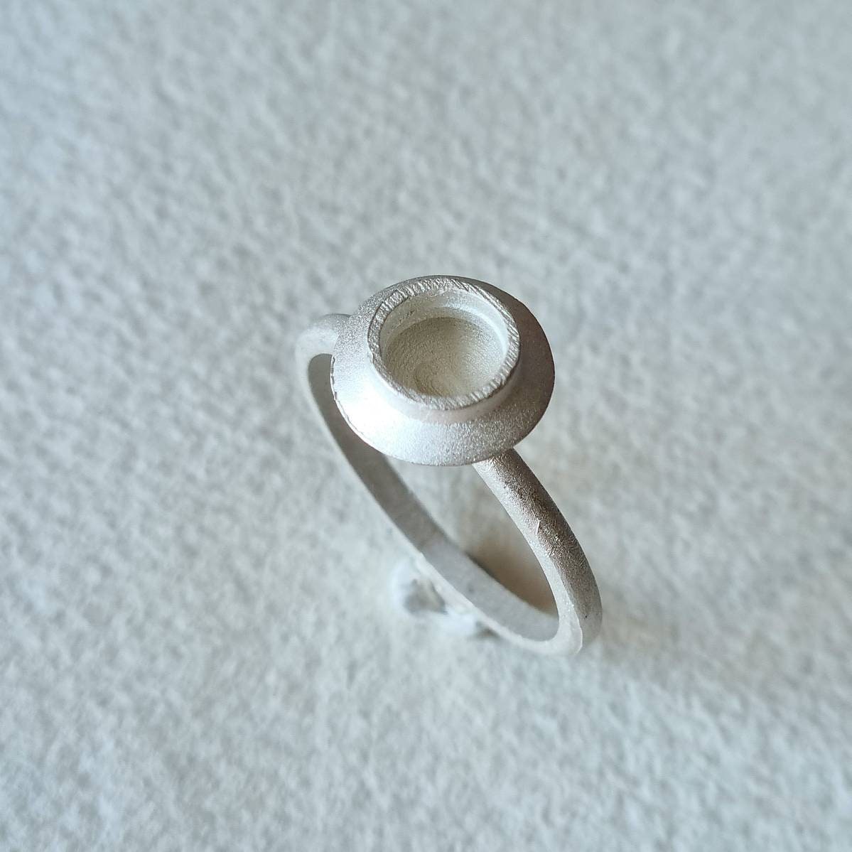 6mm Round collet halo sterling silver cast ring blank