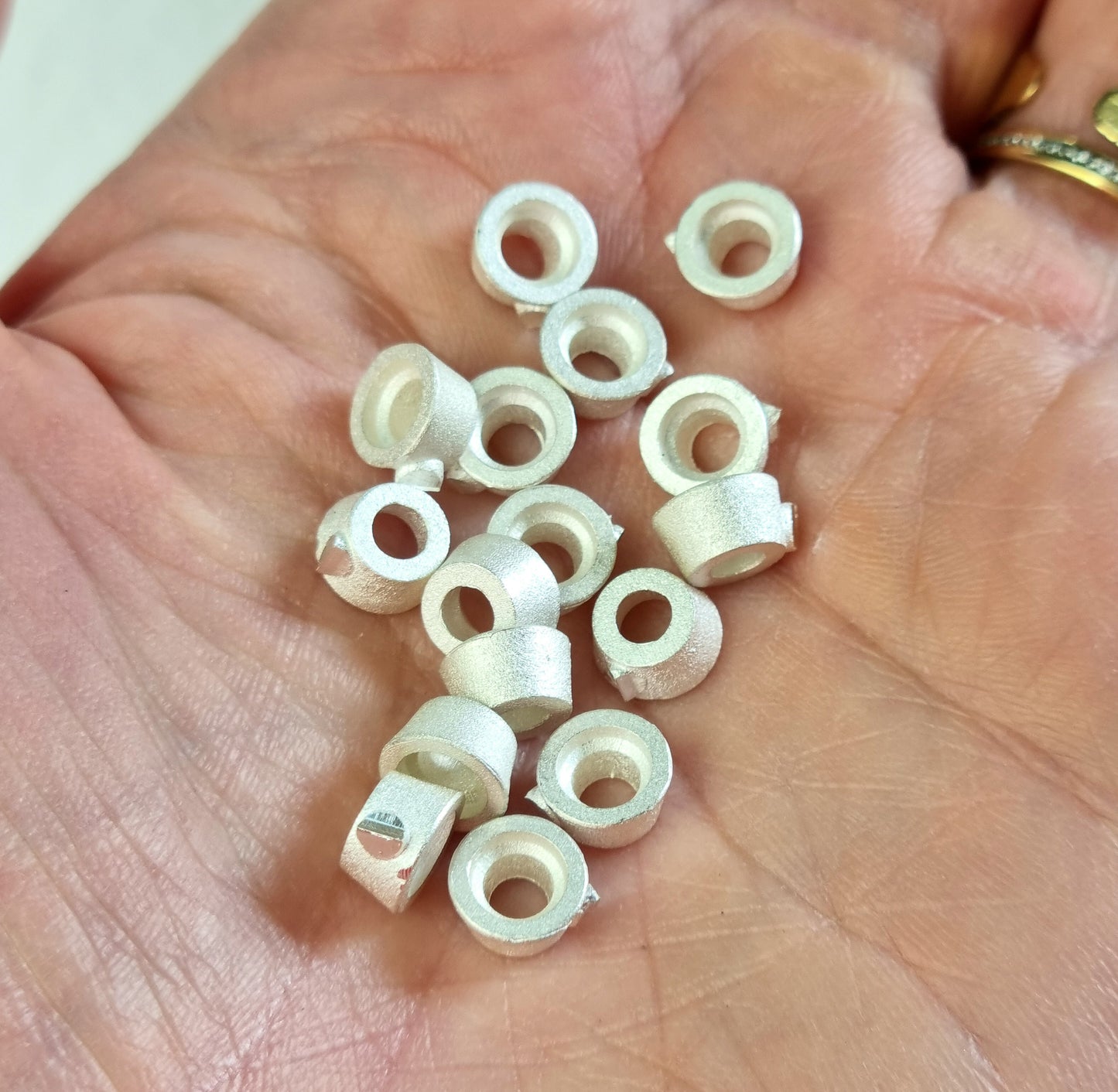 4.5mm - 5mm Round collet sterling silver cast stone Setting