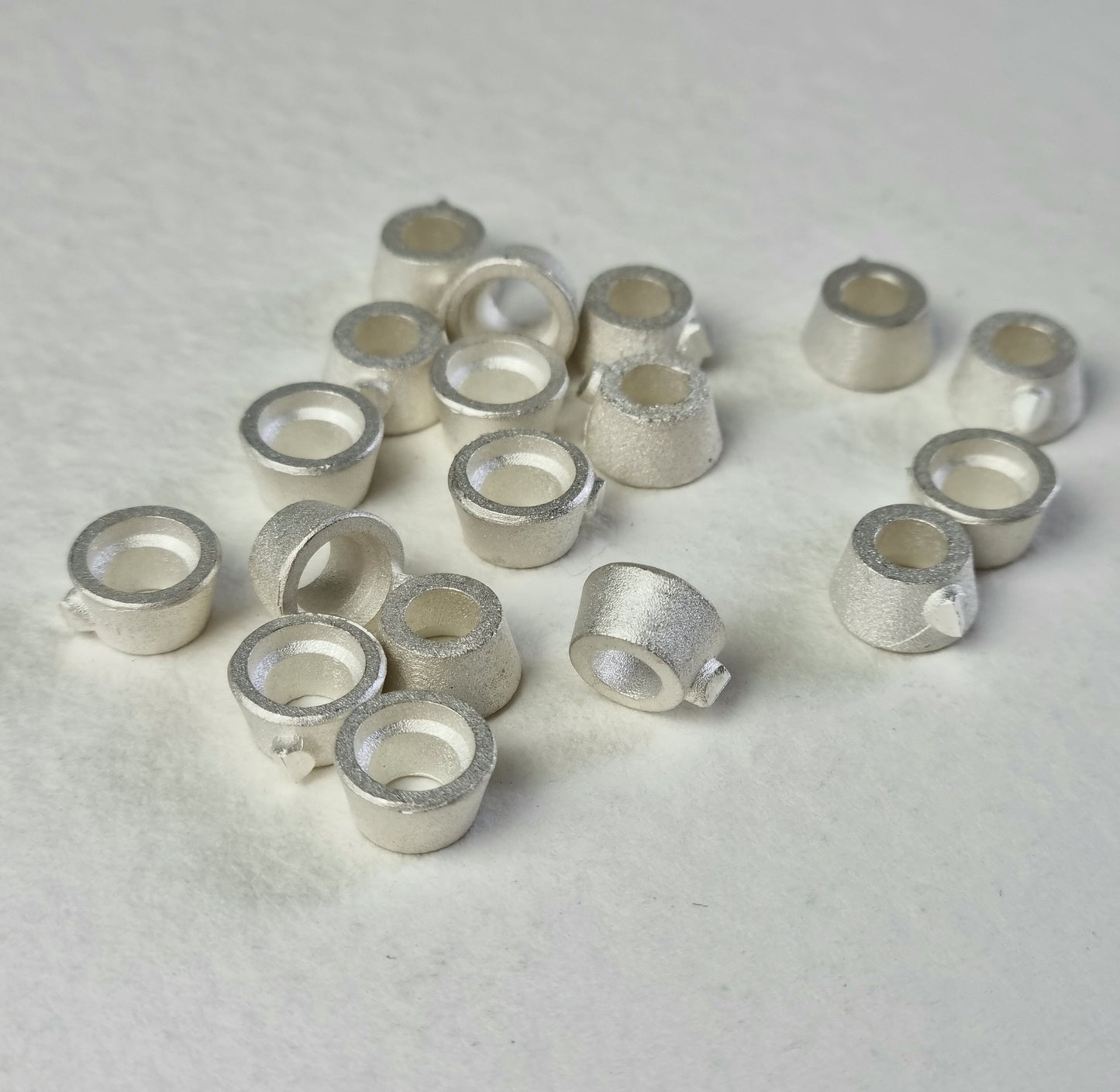 5.5mm - 6mm Round collet sterling silver cast stone Setting