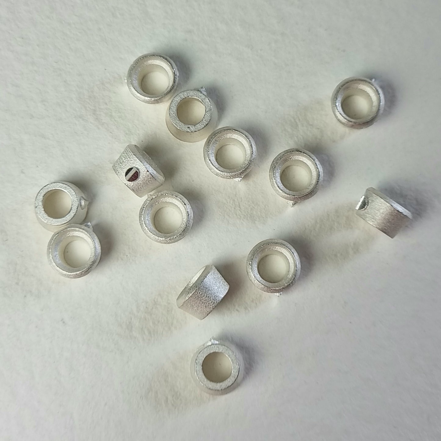 6.5mm - 7mm Round collet sterling silver cast stone setting
