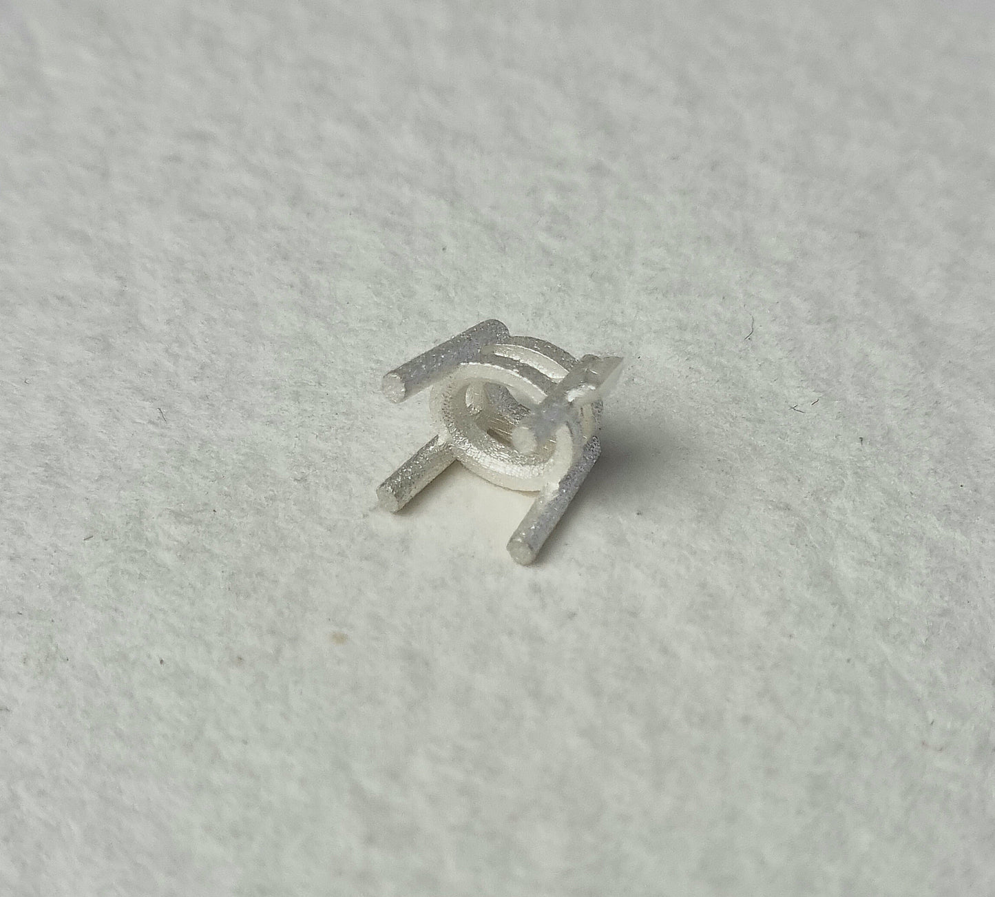 6x4mm Oval 4 claw sterling silver cast stone setting