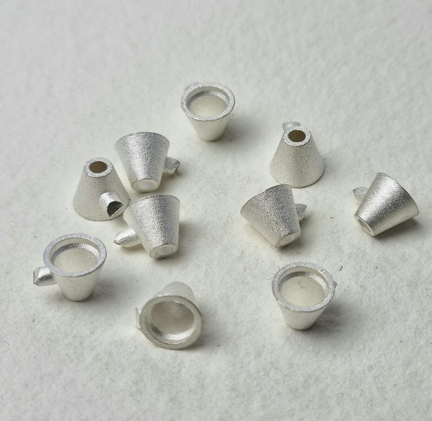6mm Round tapered tall collet sterling silver cast stone setting