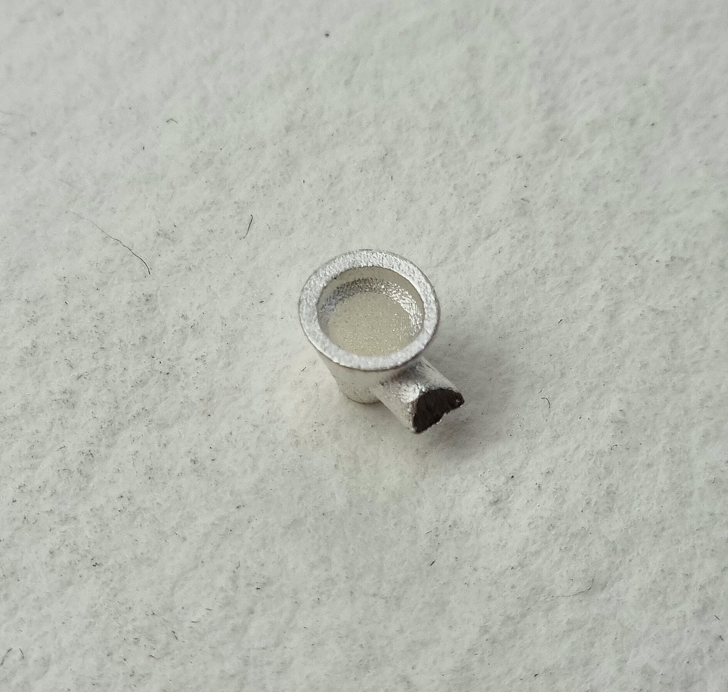 4mm Round tapered tall collet sterling silver cast stone setting