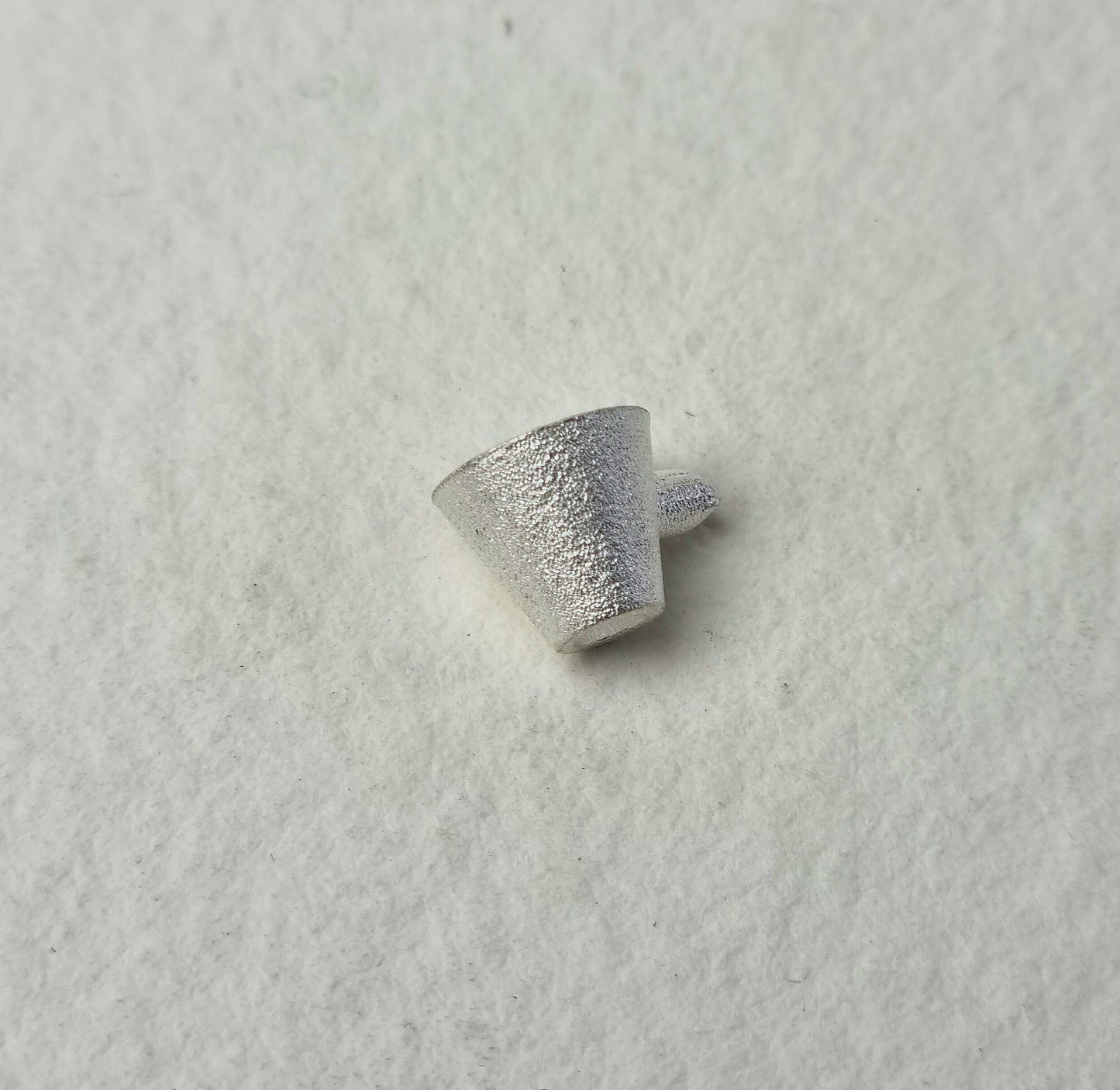6.5mm Round tapered tall collet sterling silver cast stone setting