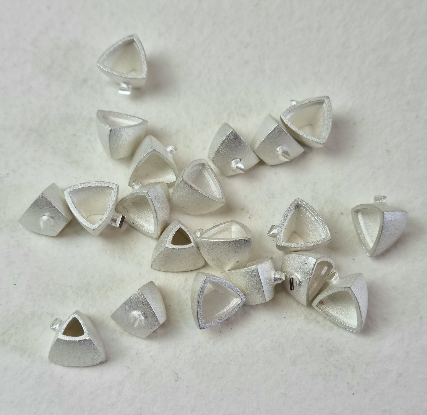 8mm Trillion Collet sterling silver cast stone setting