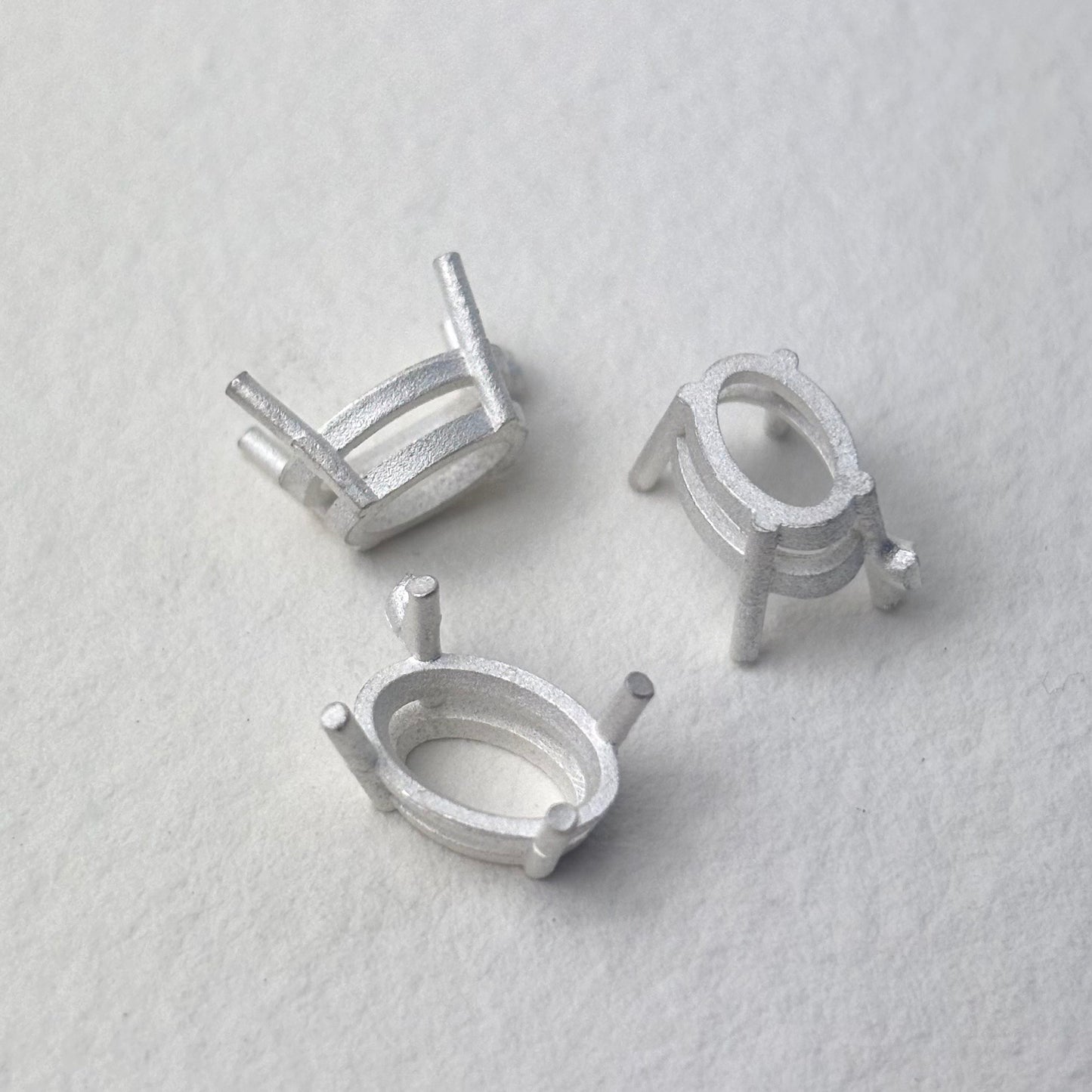 12x8mm Oval 4 claw recycled sterling silver or 9ct gold cast stone setting