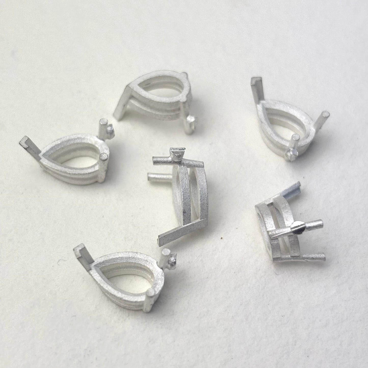 12x8mm Pear 3 Claw recycled sterling silver or 9ct gold cast stone setting