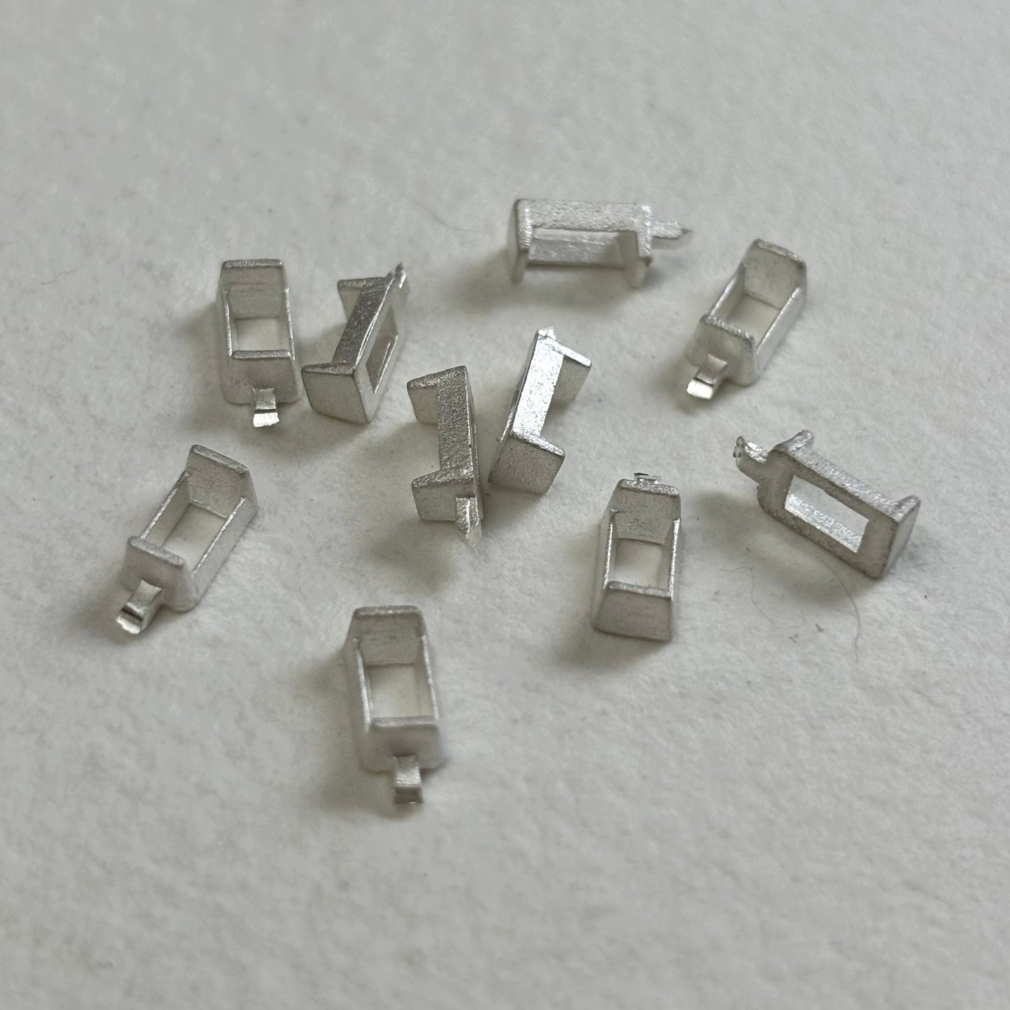 5mm x 3mm  Baguette semi collet sterling silver cast stone setting