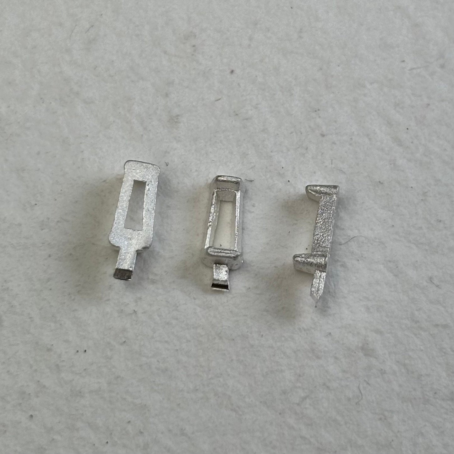 4.5mm / 2mm / 1.5mm Tapered Baguette semi collet sterling silver cast stone setting