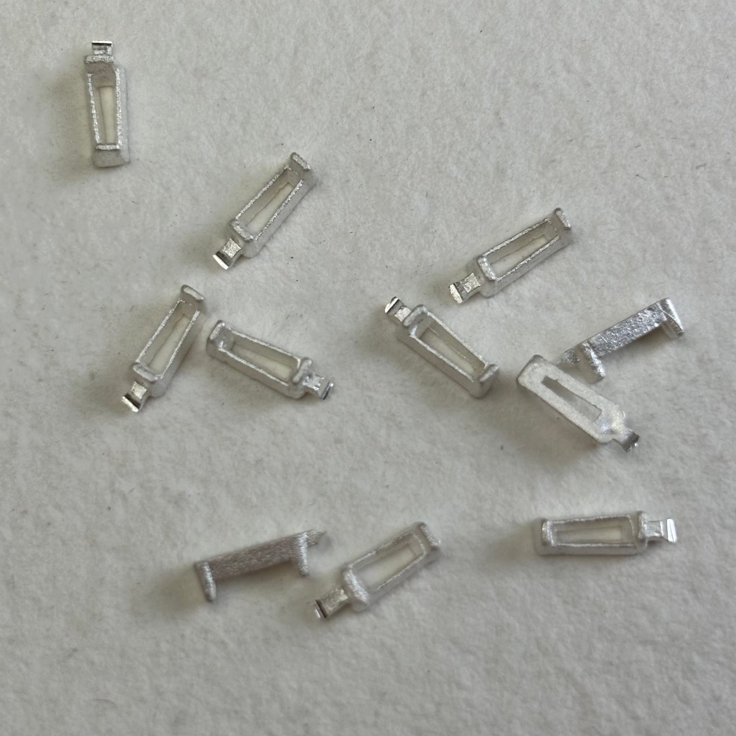 5mm / 1.5mm / 1.5mm Tapered Baguette semi collet sterling silver cast stone setting