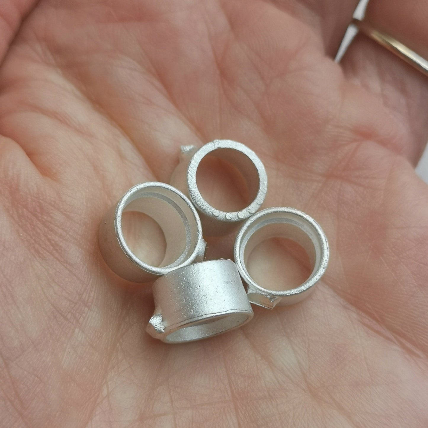 10mm Round collet Sterling silver cast stone setting