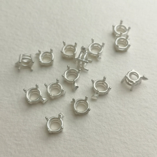 6mm Round 4 claw sterling silver cast stone setting