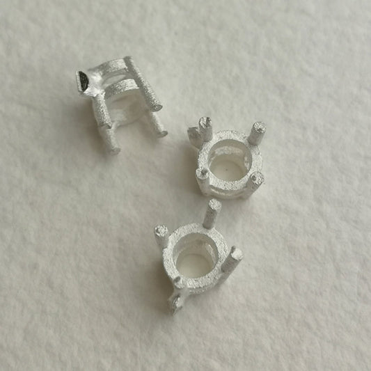 5mm Round 4 claw sterling silver cast stone setting