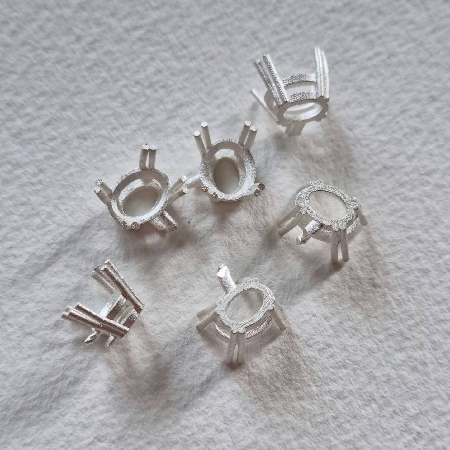 10x8mm Oval 8 claw cast Sterling silver cast stone setting