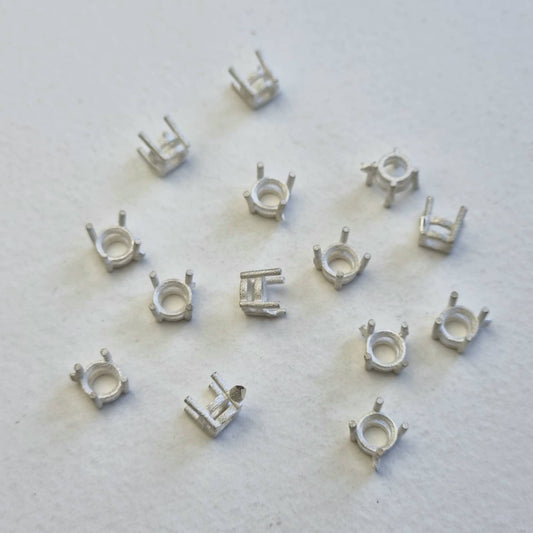 4.7mm Round 4 claw sterling silver cast stone setting