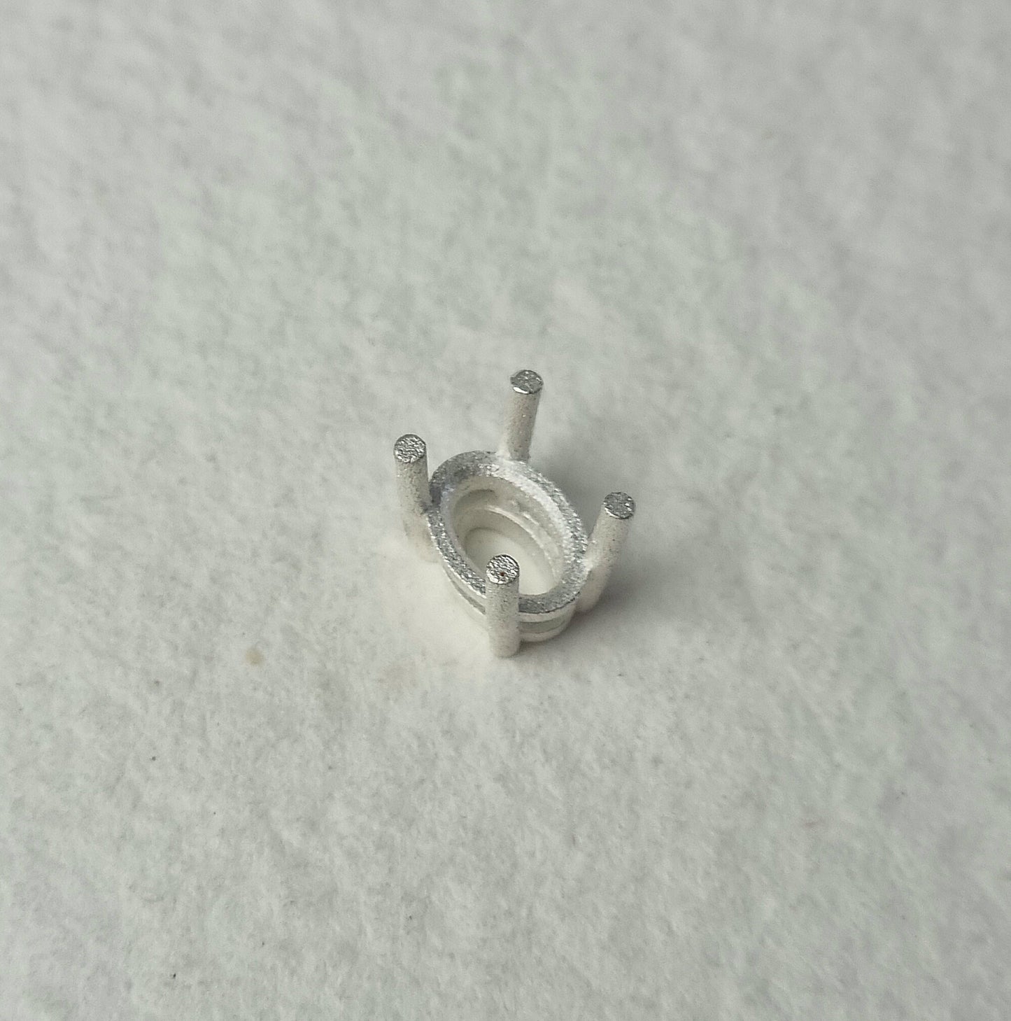 7x5mm Oval 4 claw sterling silver cast stone setting