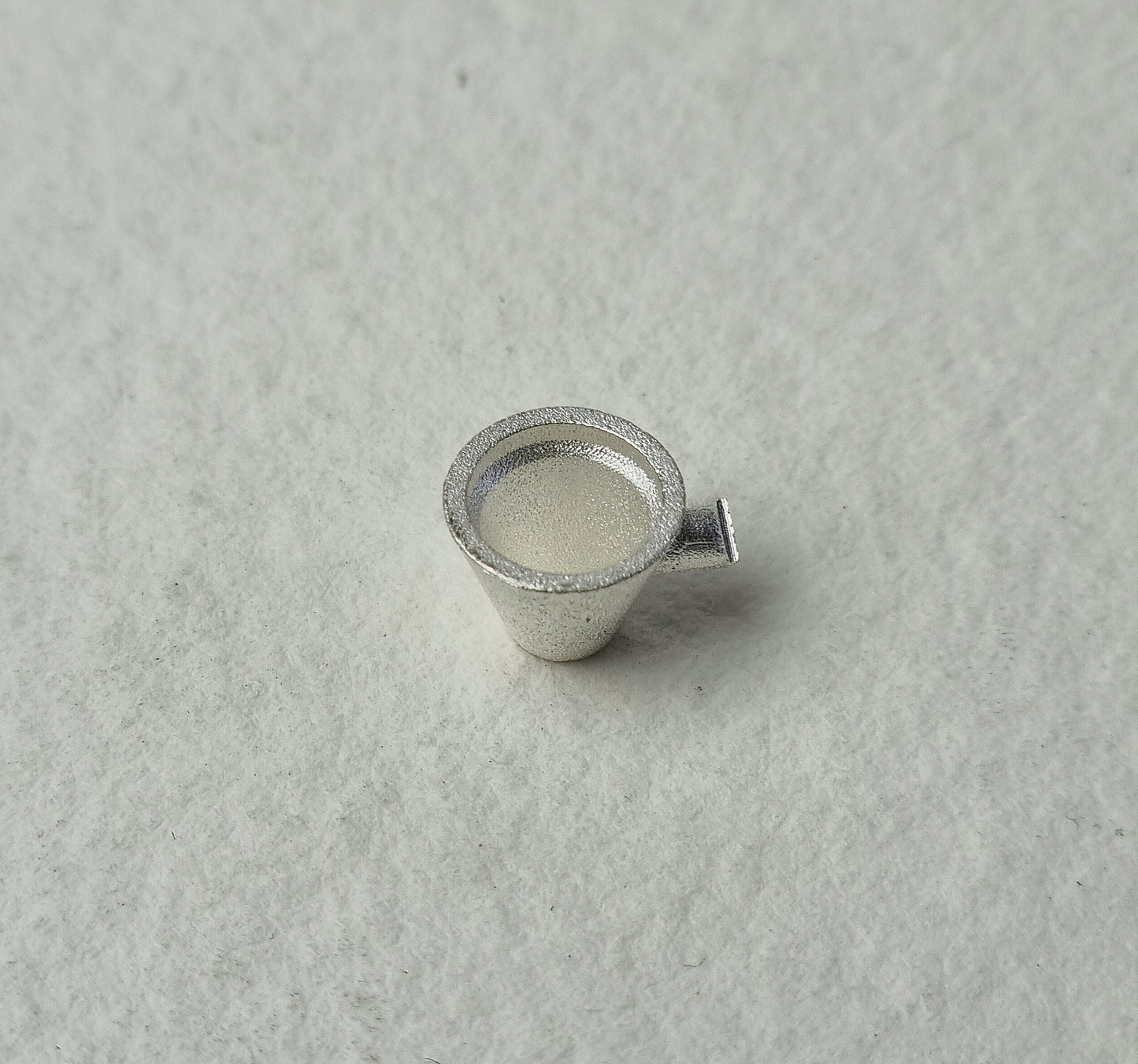 6.5mm Round tapered tall collet sterling silver cast stone setting