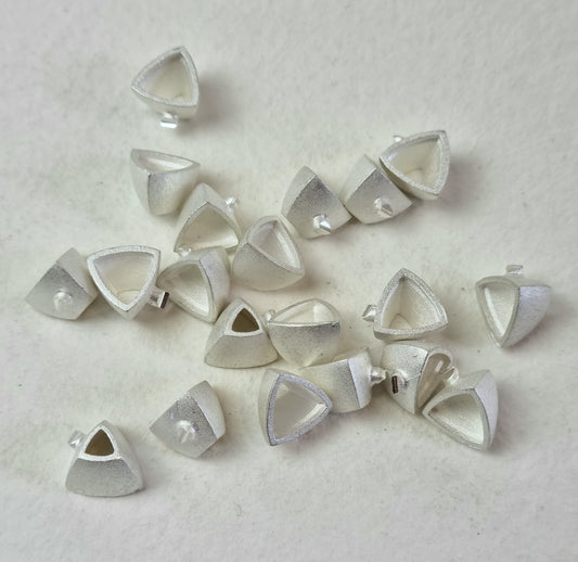 8mm Trillion Collet sterling silver cast stone setting
